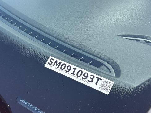 Used 2025 Volkswagen Jetta Sport FWD image 31