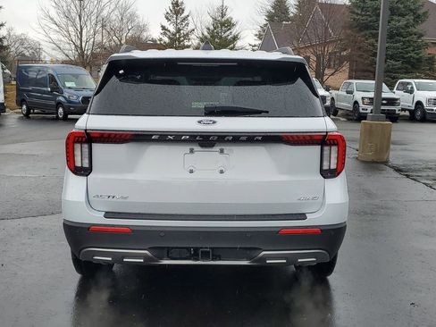 New 2026 Ford Explorer Active image 5