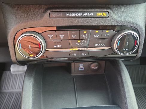 Used 2022 Ford Escape SE w/ Convenience Package image 27