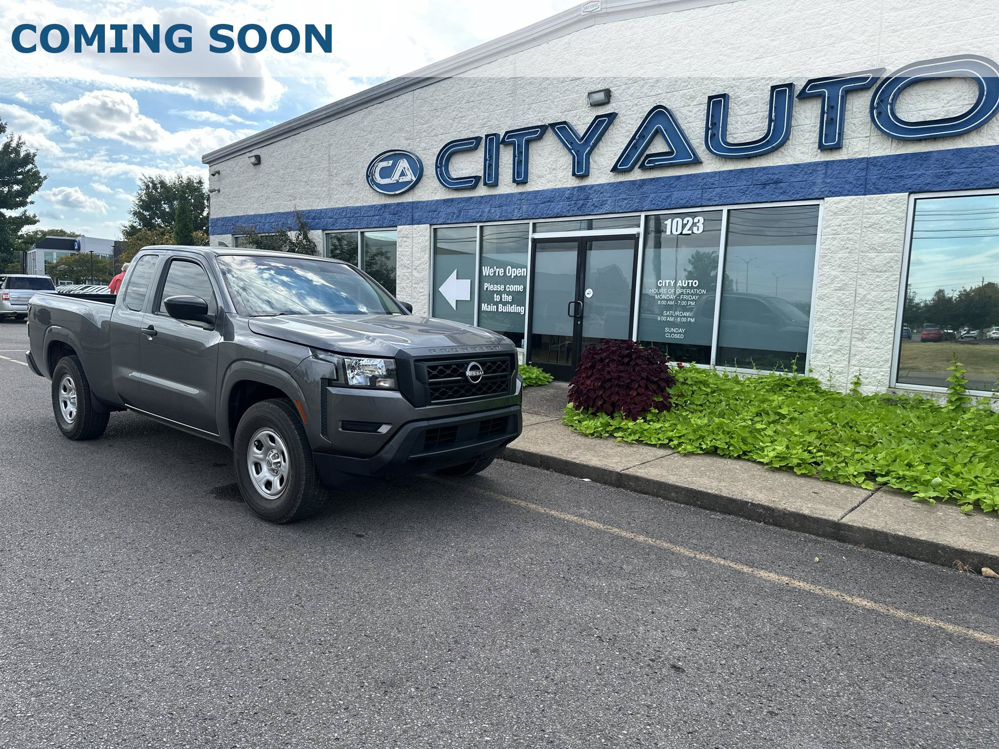 Used 2022 Nissan Frontier S RWD image 1
