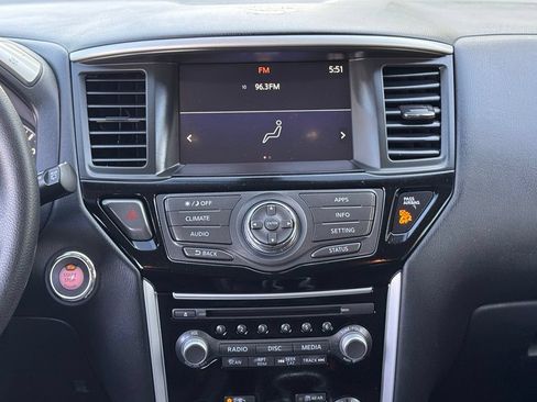 Certified 2019 Nissan Pathfinder S FWD image 18