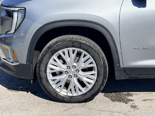 Used 2026 GMC Acadia Elevation w/ Elevation Premium Package FWD image 9