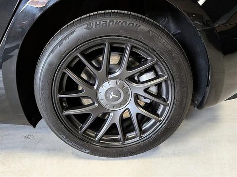 Used 2025 Tesla Model 3 Long Range AWD/4WD image 14