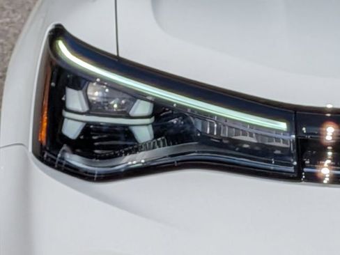New 2026 Volkswagen Taos S image 9