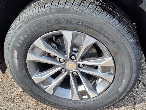 New 2026 Chevrolet Equinox LT w/ Convenience Package II image 7