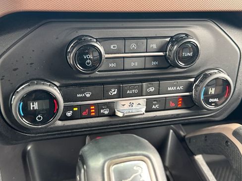 Used 2024 Ford Bronco Outer Banks image 20