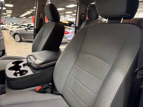 Used 2024 RAM 1500 Classic SLT image 33