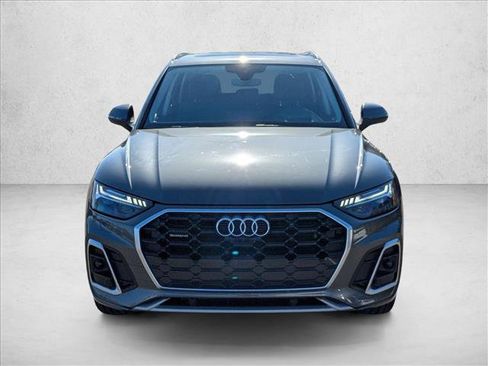 Certified 2023 Audi Q5 2.0T Prestige w/ Prestige Package AWD/4WD image 2