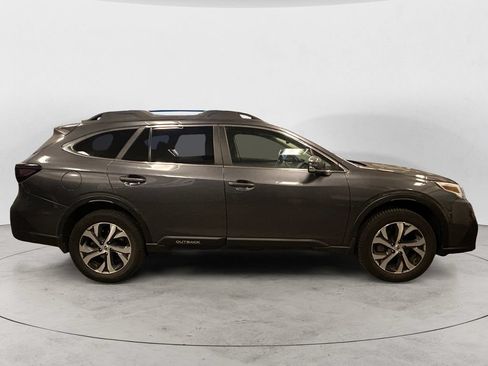 Used 2021 Subaru Outback Limited AWD/4WD image 6