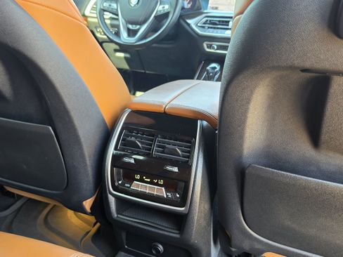 Used 2019 BMW X5 xDrive40i AWD/4WD image 30