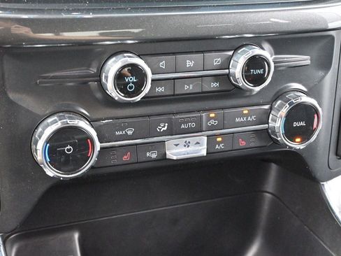 Used 2022 Ford F150 XLT w/ Equipment Group 302A High AWD/4WD image 23