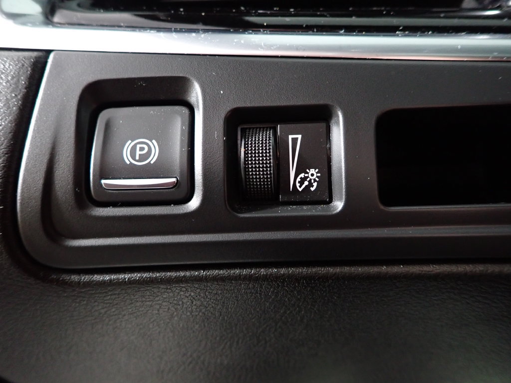 Used 2020 Cadillac XT6 Premium Luxury FWD image 27
