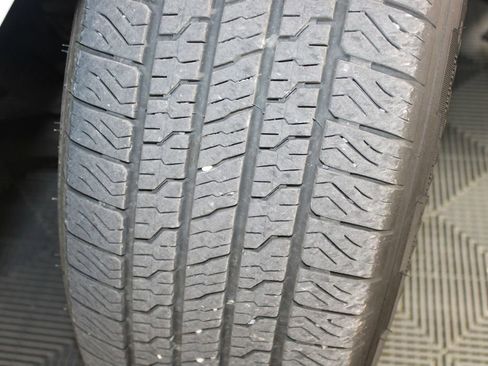 Certified 2025 Ford Expedition Platinum image 25