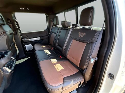 Used 2025 Ford F250 King Ranch w/ FX4 Off-Road Package AWD/4WD image 21