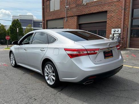 Used 2014 Toyota Avalon XLE Touring FWD image 10