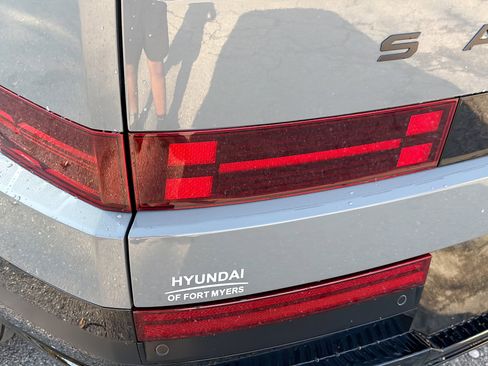 Used 2024 Hyundai Santa Fe Calligraphy image 10