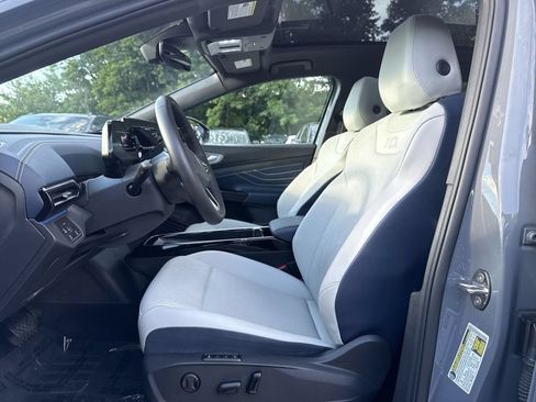 Used 2024 Volkswagen ID.4 S RWD image 13
