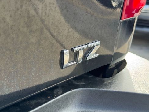 Used 2010 Chevrolet Silverado 2500 LTZ w/ Convenience Package image 54