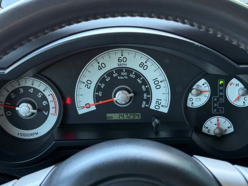 Used 2008 Toyota FJ Cruiser 4WD image 24