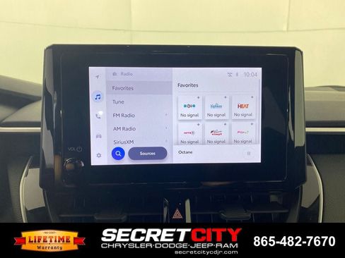 Used 2025 Toyota Corolla SE FWD image 20