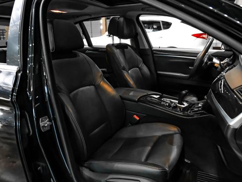 Used 2014 BMW 550i Sedan RWD image 42