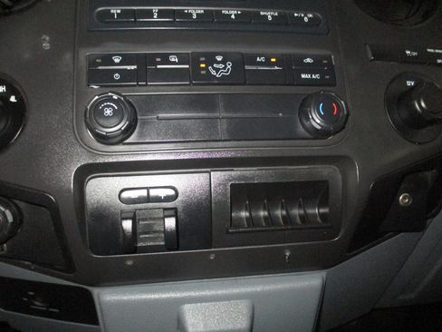 Used 2015 Ford F350 XL AWD/4WD image 23