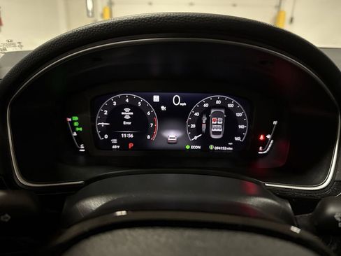 Used 2022 Honda Civic Touring image 12