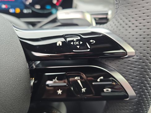 New 2026 Mercedes-Benz GLC 43 AMG AMG GLC 43 image 18