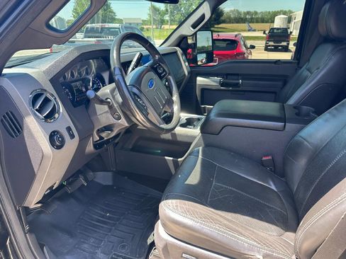 Used 2011 Ford F250 Lariat w/ Lariat Interior Pkg AWD/4WD image 11
