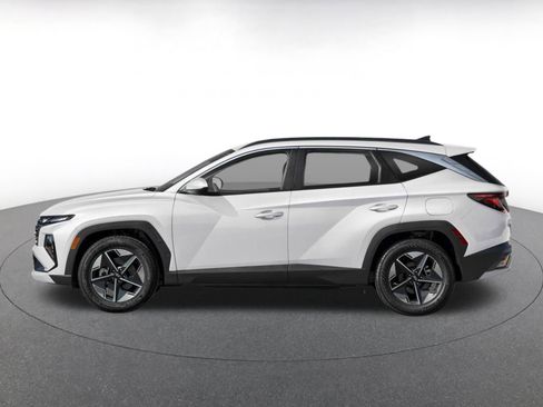Used 2025 Hyundai Tucson SEL FWD image 3