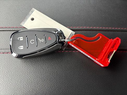 Used 2023 Chevrolet Blazer RS w/ Driver Confidence II Package image 33