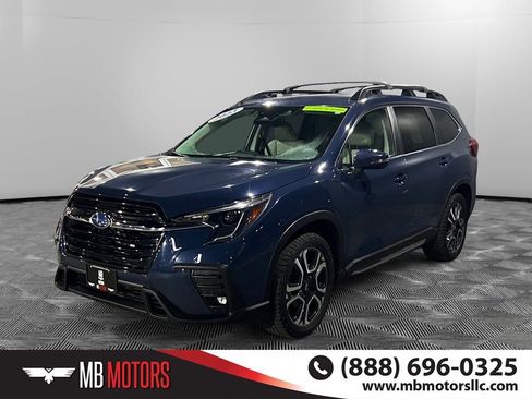 Used 2023 Subaru Ascent Limited image 10