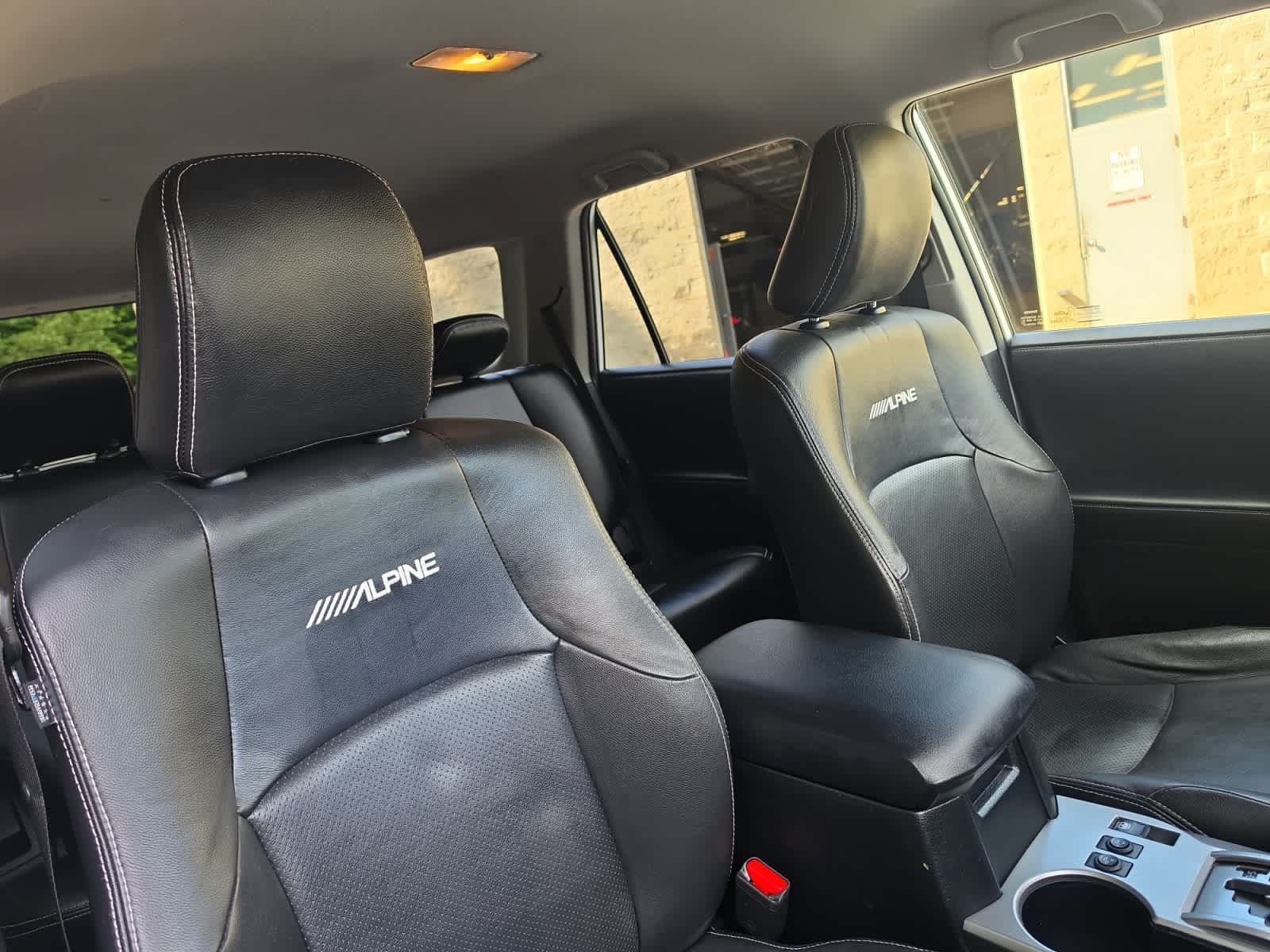 Used 2019 Toyota 4Runner SR5 AWD/4WD image 22