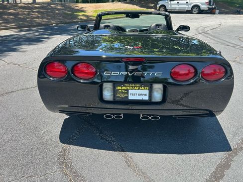 Used 2002 Chevrolet Corvette Convertible w/ Preferred Equipment Group2 RWD image 4
