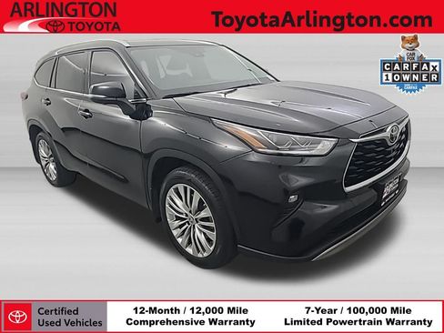 Used 2025 Toyota Highlander Platinum AWD/4WD image 1