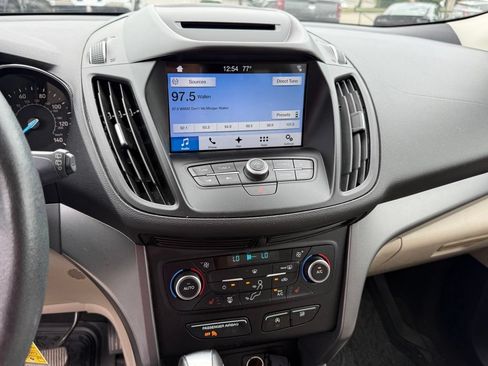Used 2018 Ford Escape SEL FWD image 19
