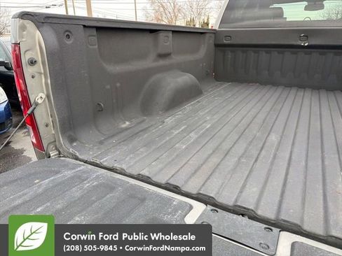 Used 2014 GMC Sierra 2500 SLT w/ SLT Convenience Package image 31