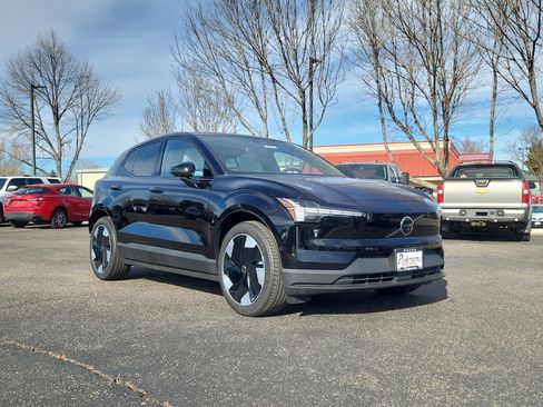 New 2026 Volvo EX30 Ultra w/ Protection Package Premier image 18