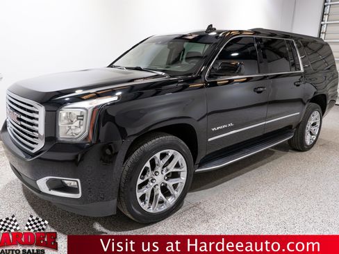 Used 2018 GMC Yukon XL SLT w/ Premium Edition RWD image 2