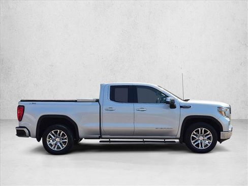 Used 2019 GMC Sierra 1500 SLE w/ SLE Value Package AWD/4WD image 4