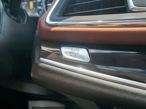 Used 2021 Buick Enclave Avenir w/ Avenir Technology Package image 24