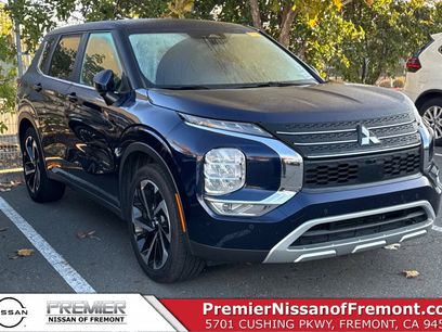 Used 2024 Mitsubishi Outlander SE