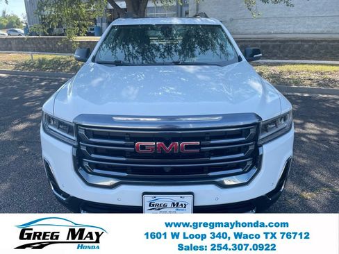Used 2023 GMC Acadia AT4 w/ Technology Package AWD/4WD image 9