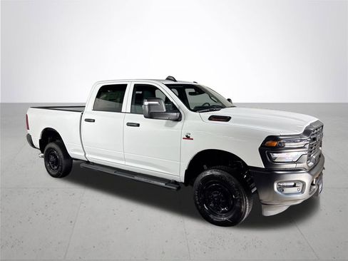 New 2025 RAM 2500 Tradesman w/ Safety Group AWD/4WD image 4
