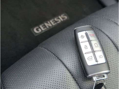 Used 2024 Genesis GV80 2.5T image 19