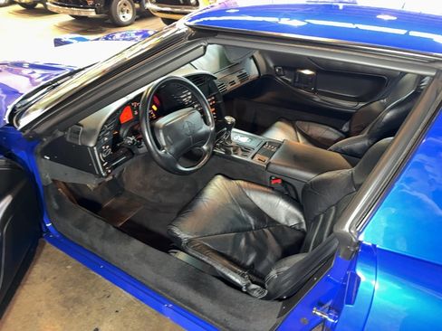 Used 1996 Chevrolet Corvette Coupe image 10