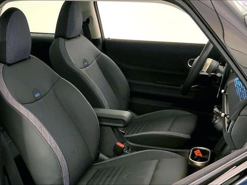 Certified 2025 MINI Cooper S image 6