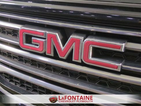 Certified 2018 GMC Acadia SLT image 31