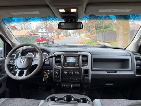 Used 2016 RAM 2500 Power Wagon Tradesman image 16