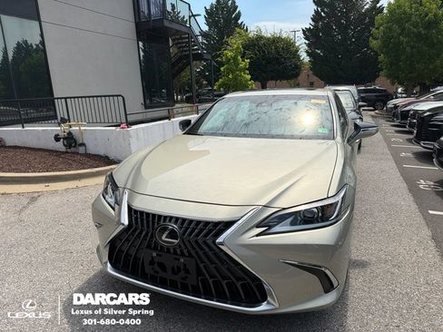 Used 2025 Lexus ES 350 w/ Premium Package FWD image 1